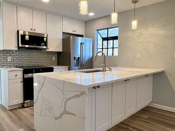4th image of 8054 Harvest Ln