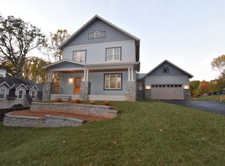 854 3rd St, Herndon, VA 20170