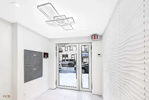 219 S 3rd St #2B — Photo 10