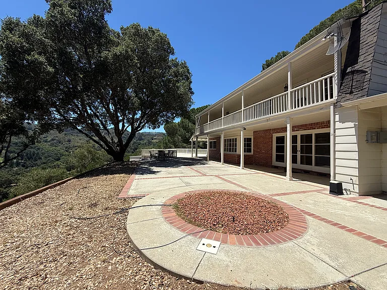22505 Rolling Hills Rd — Photo 21