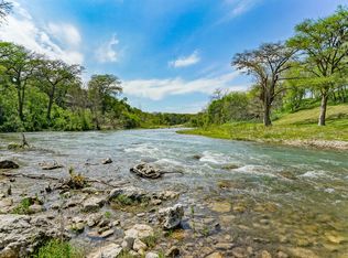 1213 Phantom Rider Trl, Spring Branch, TX 78070