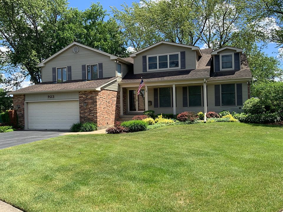 1st image of 923 W Sparrow Ct