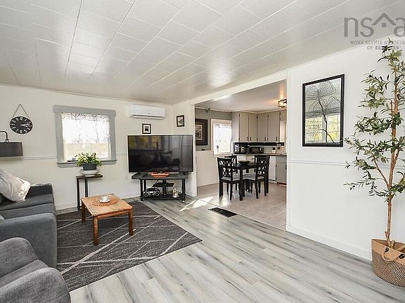 5th image of 723 Terence Bay Rd Lot 7