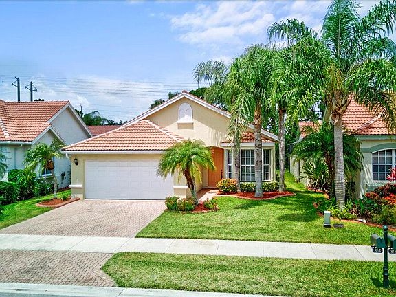 2nd image of 816 SW Munjack Circle
