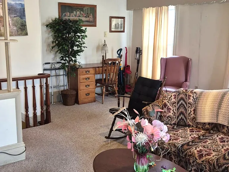 103 W Keller St #9 — Photo 12