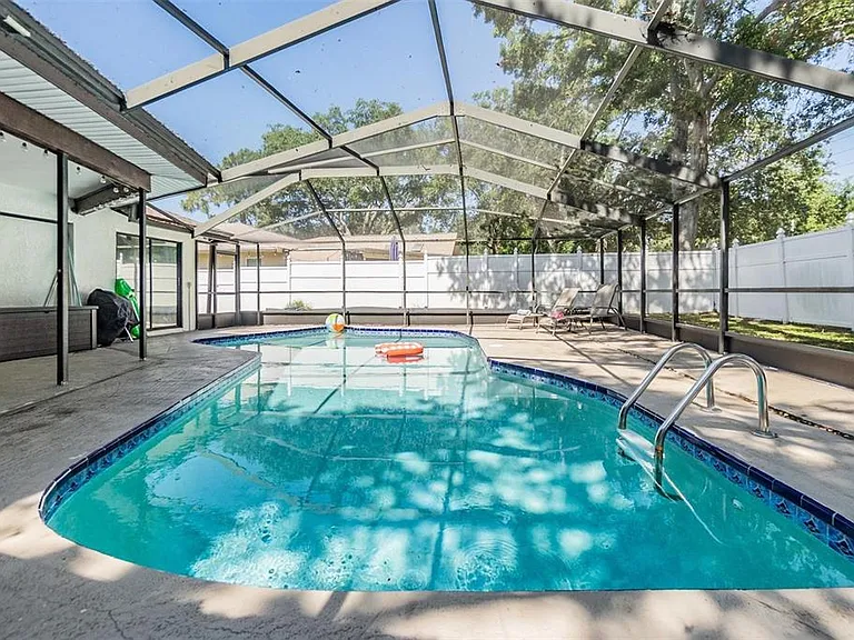 1 Fernery Ln — Photo 15