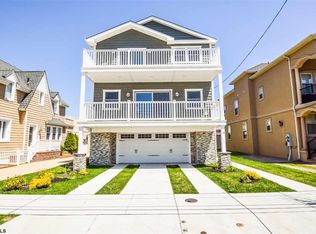 13 S Frontenac Ave, Margate City, NJ 08402