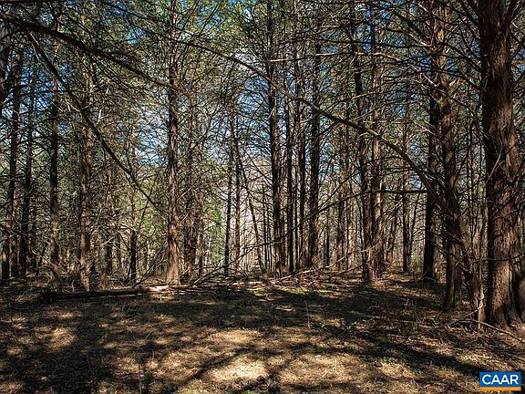 4th image of Middle River Rd