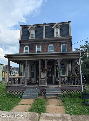 733 Grace St #4 Photo 1