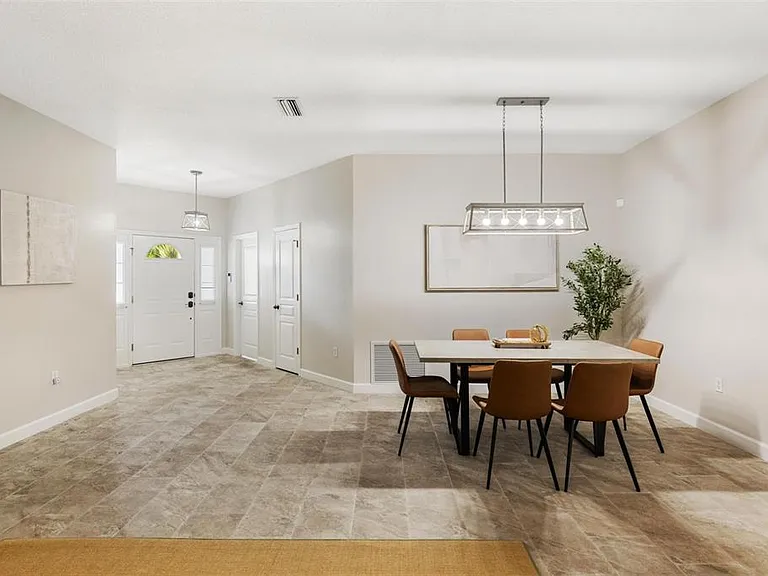 4360 Iola Dr — Photo 5