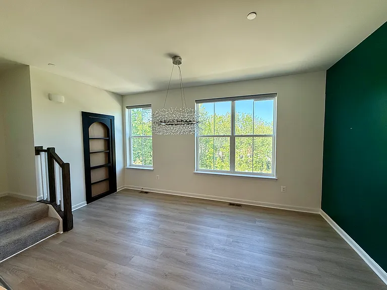 10400 Ashley Heights Way — Photo 16