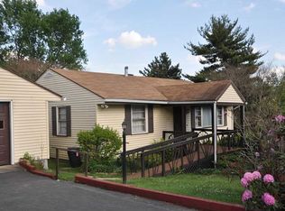 134 John St, New Brighton, PA