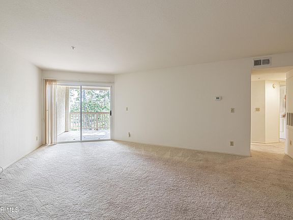 4th image of 5744 Oak Bend Ln Unit 207