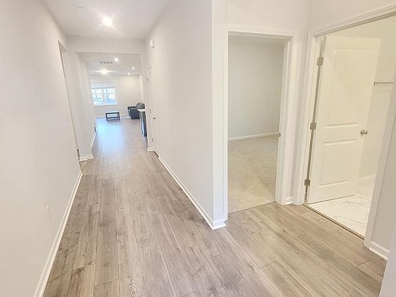 2nd image of 118 Taopi Dr