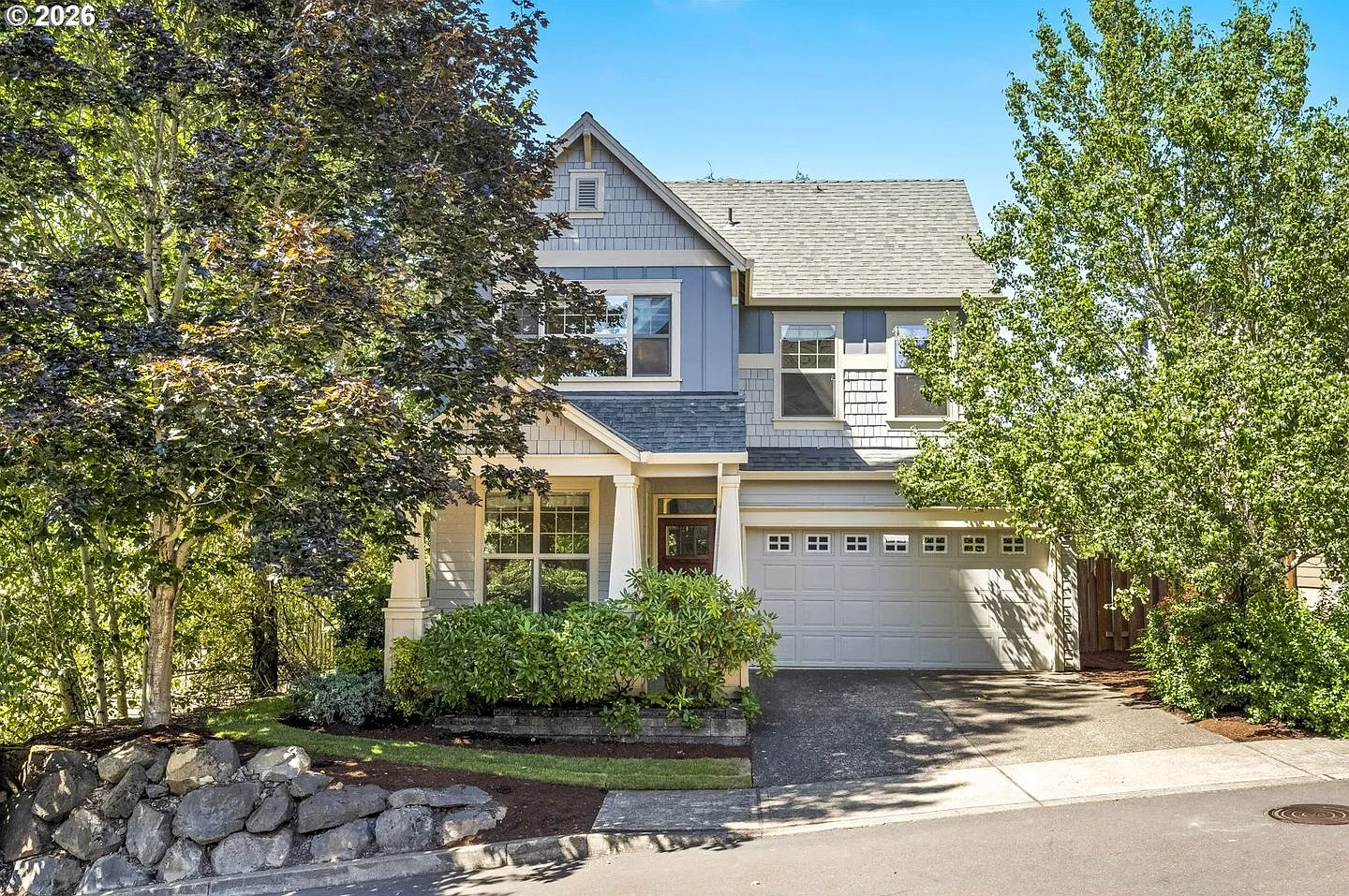 3 Bedroom Plus Den in this Desirable Bull Mountain area! — Photo 1