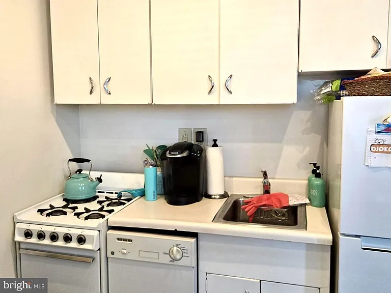 2601 Pennsylvania Ave #316 — Photo 6