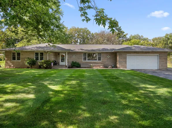 308 Mill St, La Crosse, IN 46348