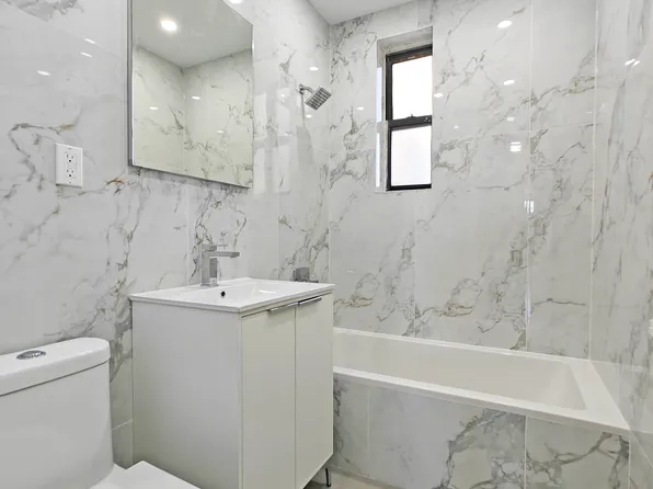 2781 Ocean Avenue image 8 of 11