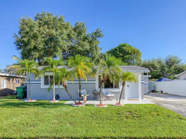 9452 SW 51st Ct, Cooper City, FL 33328