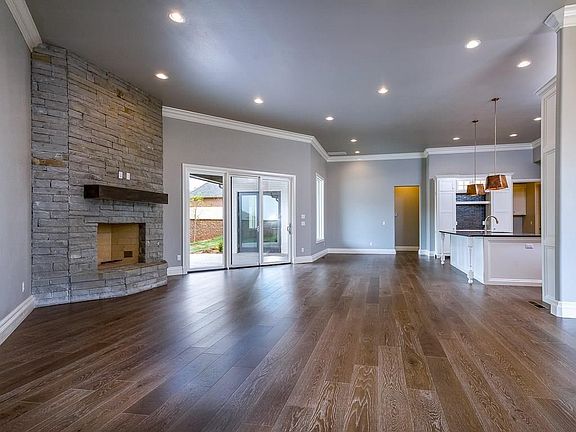3rd image of 16208 Morningside Dr