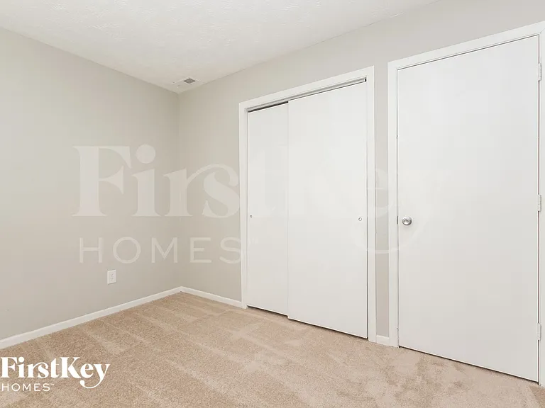 3243 Eastbrooke Ct — Photo 15
