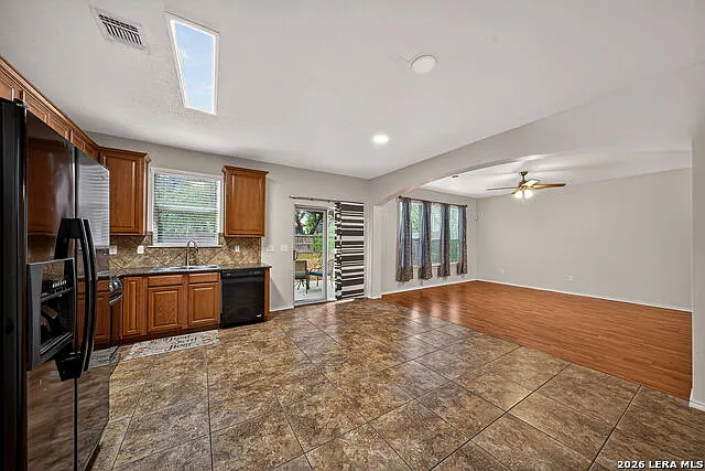 10713 Gemsbuck Ldg — Photo 12