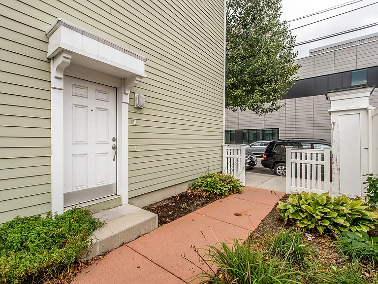Charles Passage — Photo 12