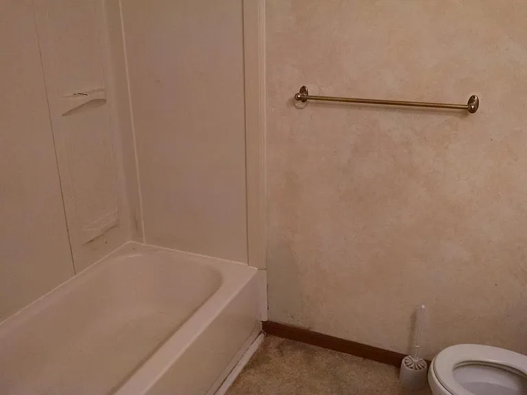 5750 Ryewyck Dr #3 — Photo 7