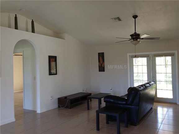 4th image of 4106 Jeanette St