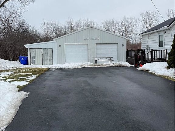 3rd image of 5059 E Shelby Rd