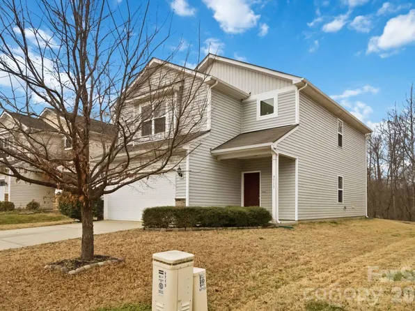 9713 Paper Tree Rd, Charlotte, NC 28227