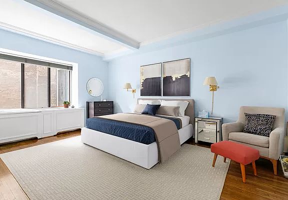 4th image of 301 E 52nd St APT 1B