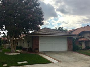 26087 Tampico Dr, Valencia, CA 91355