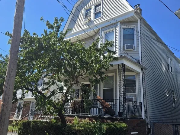 251 Highland Avenue image 2 of 34