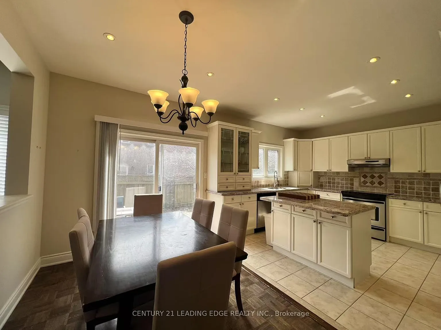 4 bed, $4,600 — Photo 4