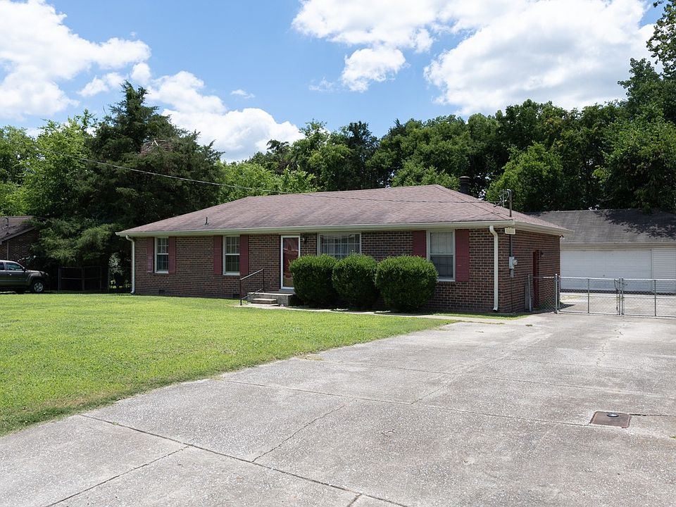 1st image of 121 Bostring Dr