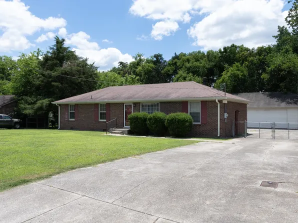 121 Bostring Dr, Hendersonville, TN 37075