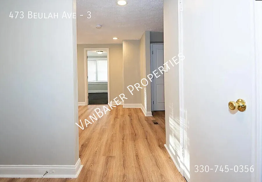 2 bed, $925 — Photo 3