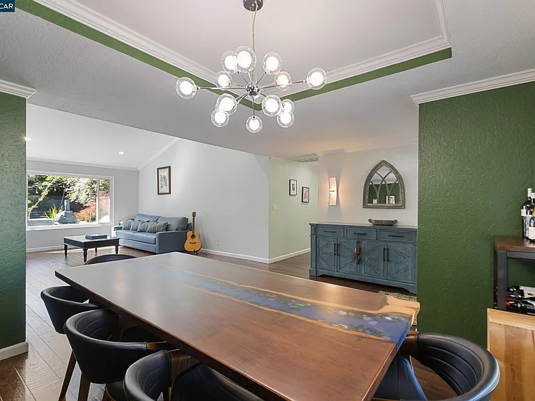 301 Domingo Ct — Photo 7