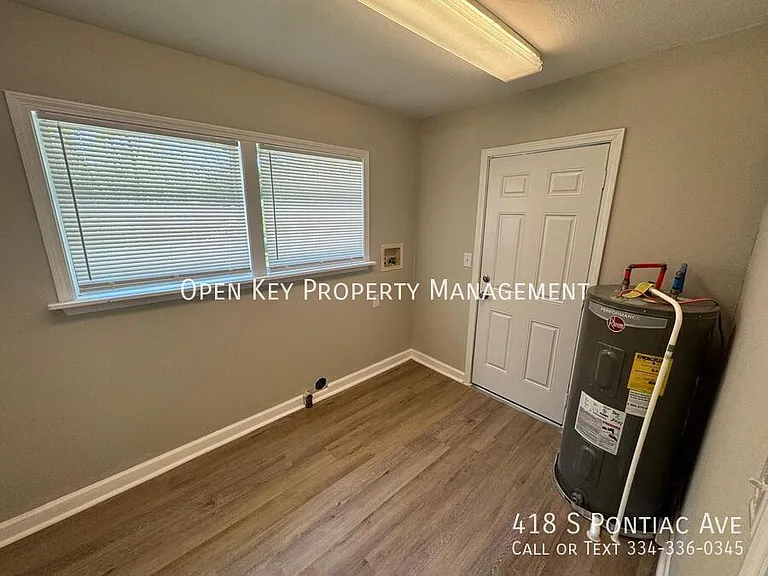 418 S Pontiac Ave — Photo 24