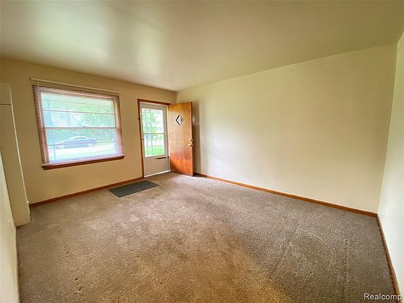5th image of 35214 Pardo St