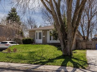 756 Elgin St, Newmarket, ON L3Y3B8