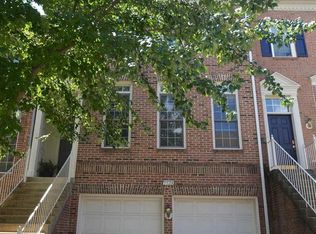 9524 Lagersfield Cir, Vienna, VA 22181