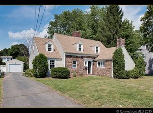 638 Park Rd, West Hartford, CT 06107