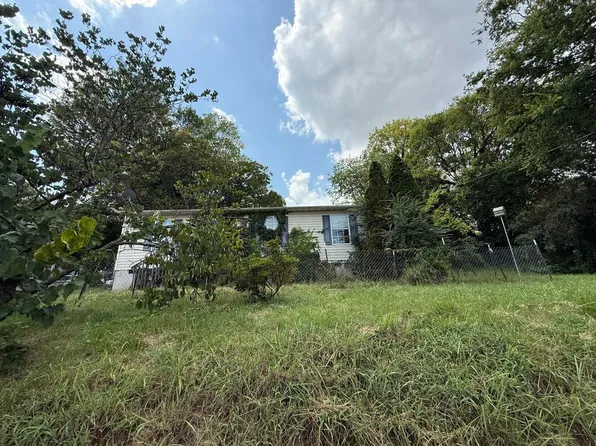 1347 Baker Ave, Knoxville, TN 37920