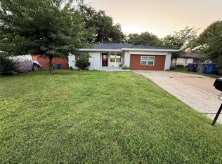 665 Cedarcliff Dr, Dallas, TX 75217