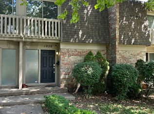 1828 E 97th St, Kansas City, MO 64131