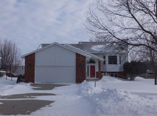 3708 22nd St S, Fargo, ND 58104