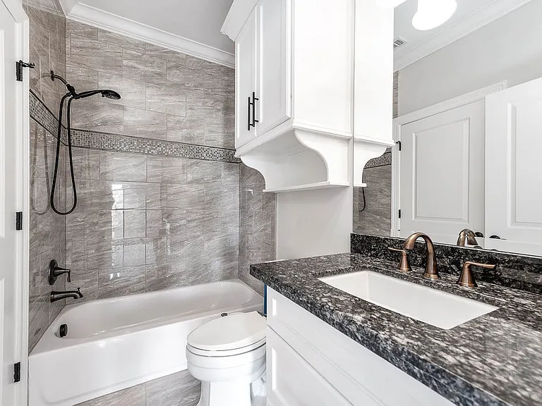 5733 Winsome Ln — Photo 6