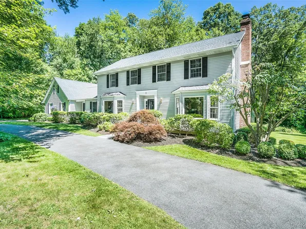 7 Hilltop Road, Waccabuc, NY 10597